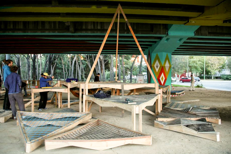 Collectif-Etc-Basurama-Autobarrios-1